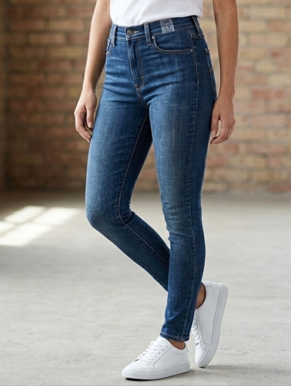 Levi's 721 high-rise skinny jeans